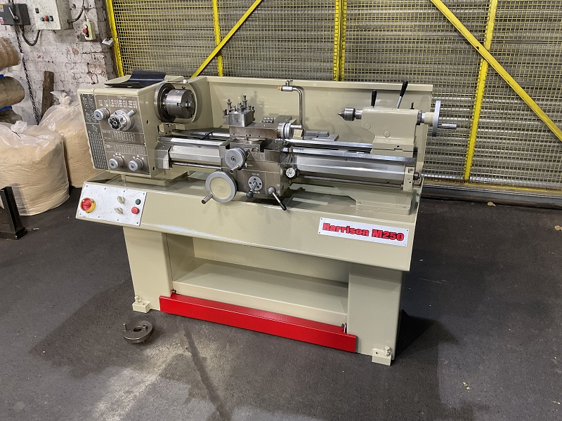 HARRISON M250 CENTRE LATHE